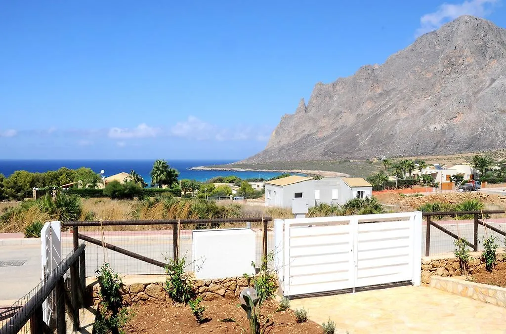 Holiday home Case Vacanza Viola Di Mare Custonaci Italy