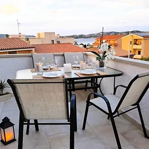  Apartment Maison Du Port - Italien